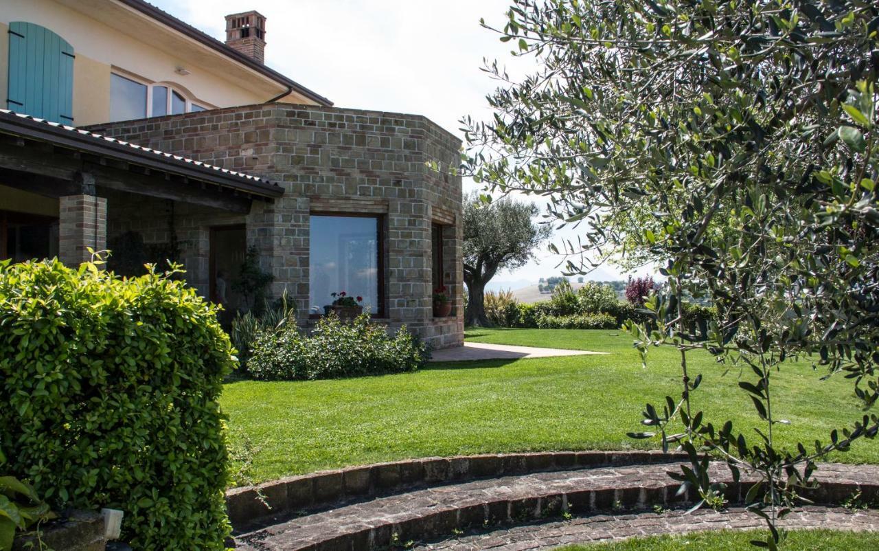 Il Giardino Delle Rose Bed & Breakfast Santa Maria Nuova  Exterior photo