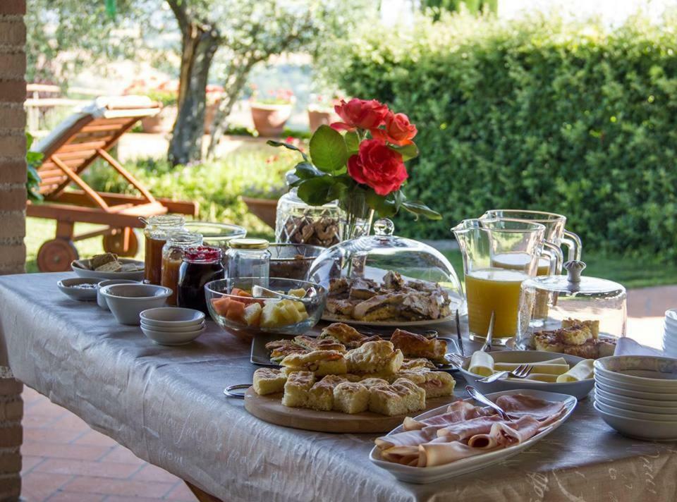 Il Giardino Delle Rose Bed & Breakfast Santa Maria Nuova  Exterior photo